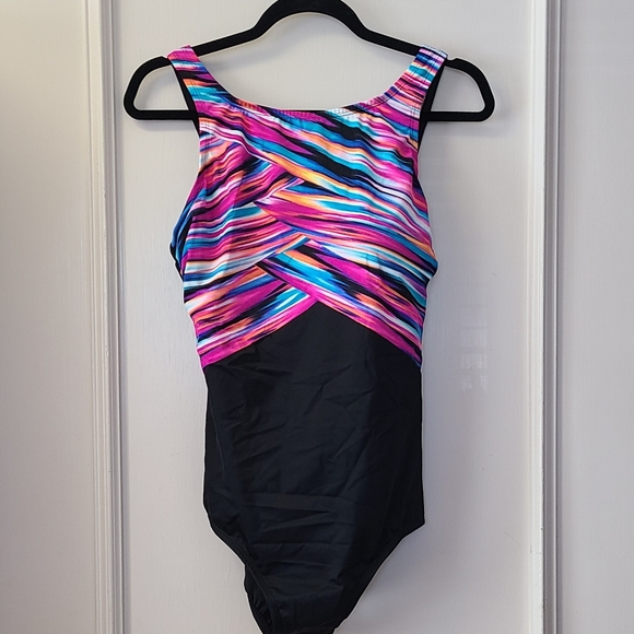 🌺SOLD 🌺 Reebok Swimsuit Size 14 - Picture 4 of 5